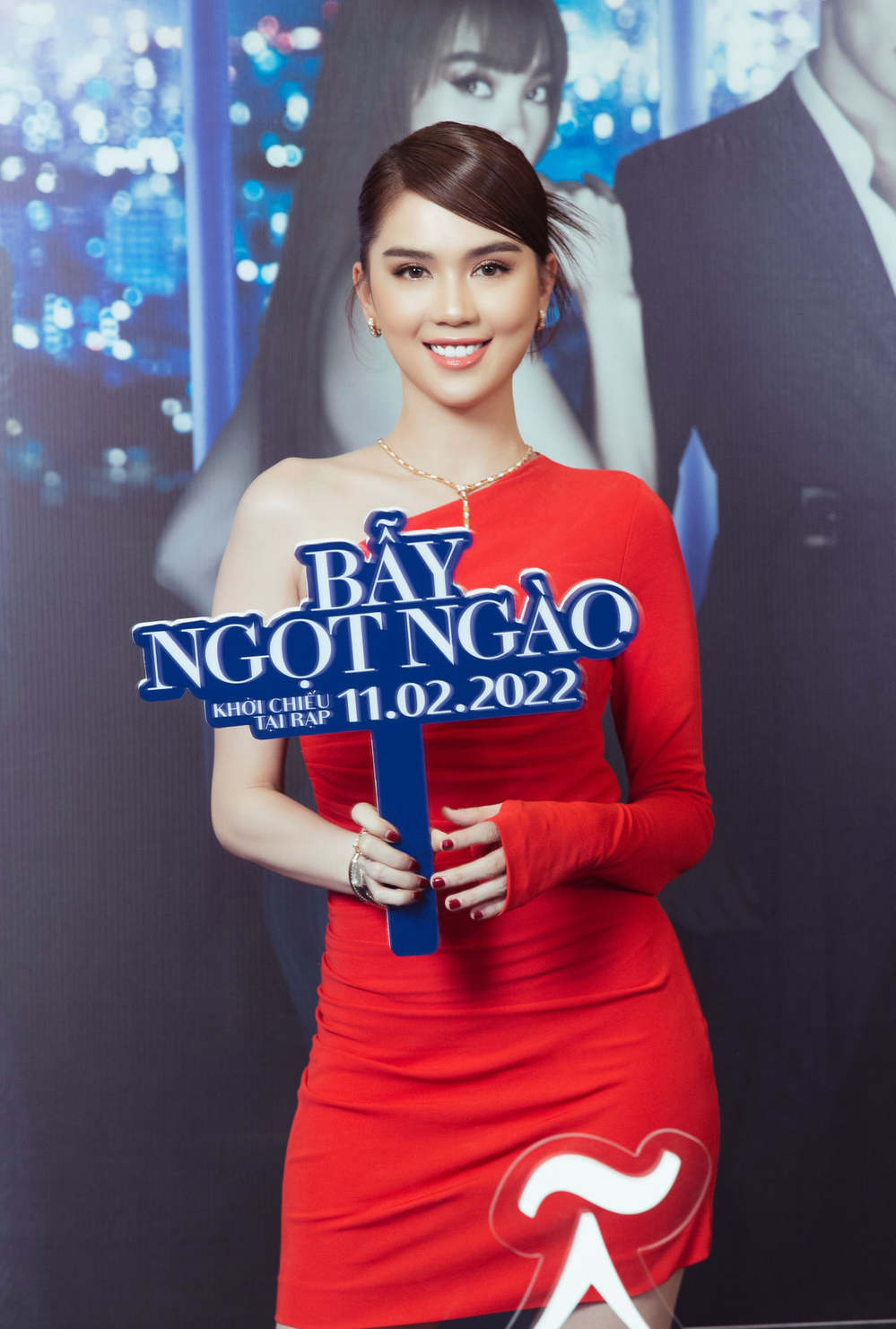 Ngọc Trinh tái xuất đến chúc mừng Diệu Nhi ngày ra mắt Bẫy Ngọt Ngào