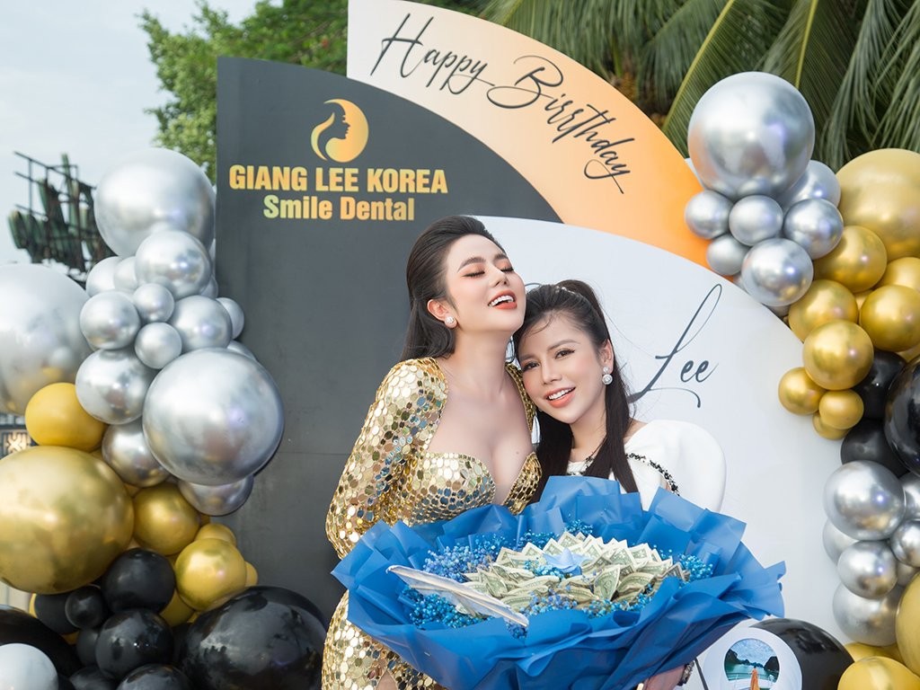 Mê mẫn tiệc sinh nhật "siêu khủng" của nữ hoàng doanh nhân Giang Lê