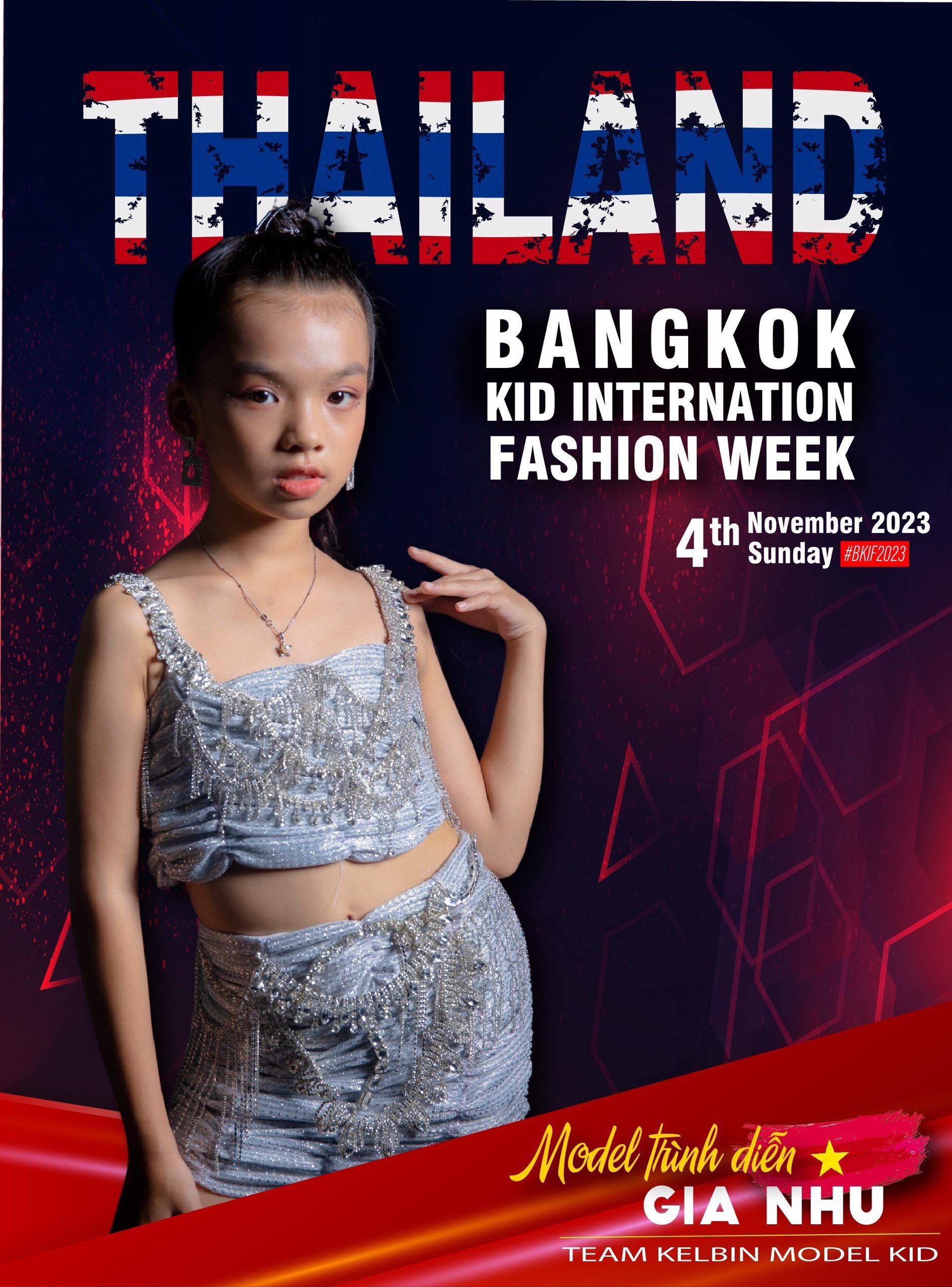 Đạo diễn catwalk Kelbin Phạm cùng dàn "chiến binh nhí" chuẩn bị cho tuần lễ thời trang Bangkok Kids International Fashion Week 2023